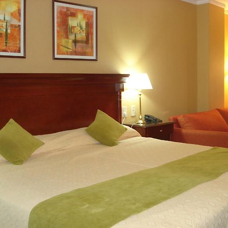 Condado Hotel Casino Santo Tome Zewnętrze zdjęcie