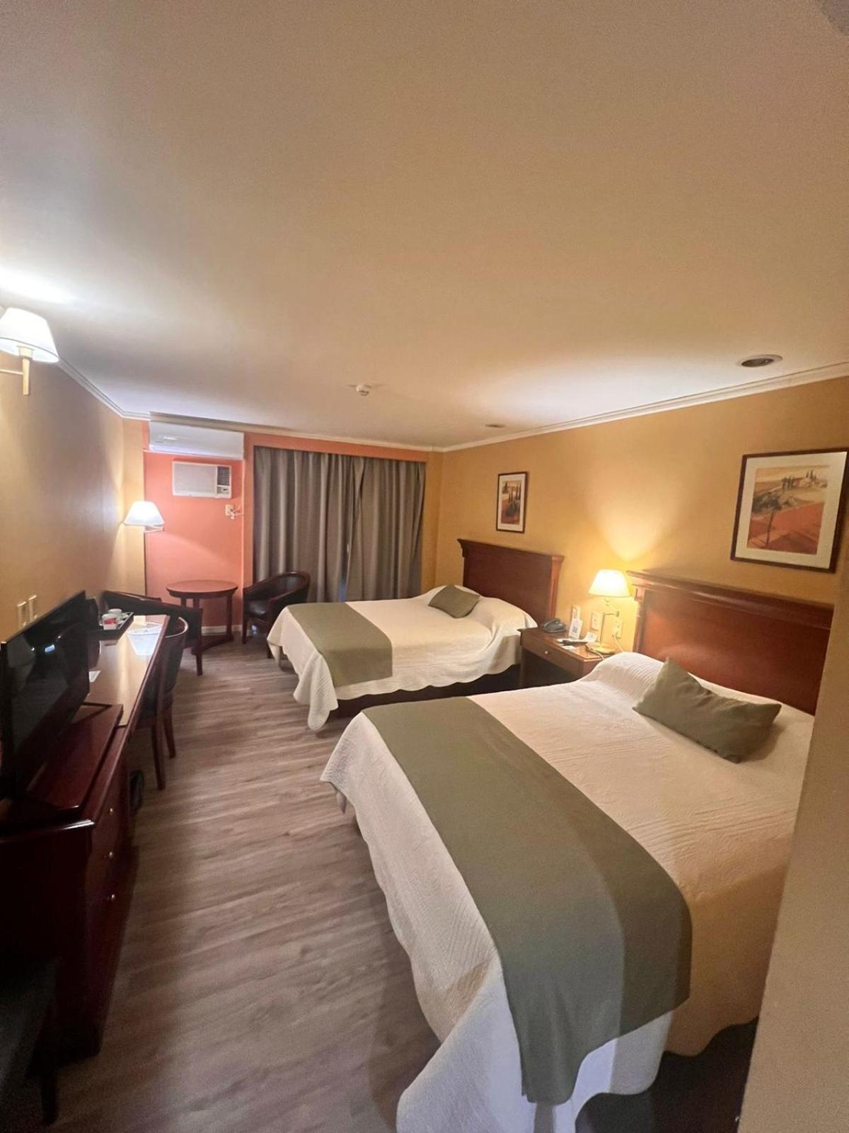 Condado Hotel Casino Santo Tome Zewnętrze zdjęcie