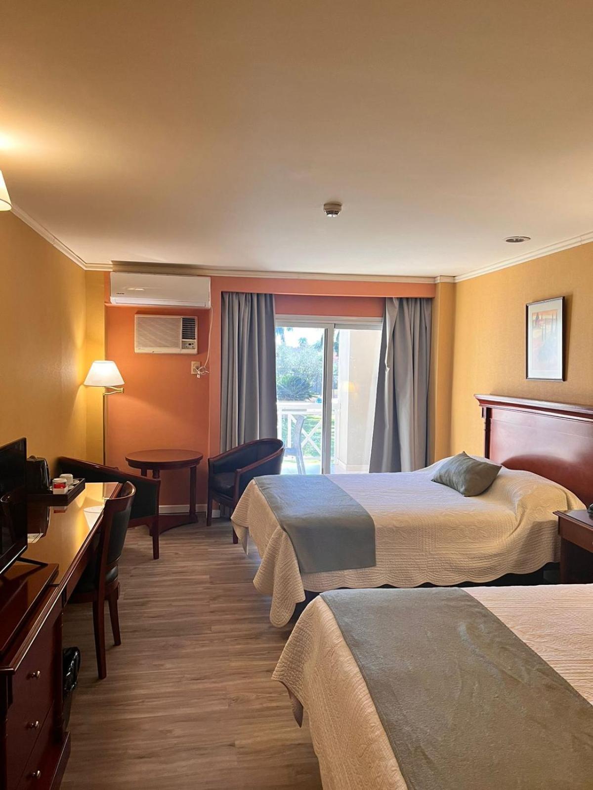 Condado Hotel Casino Santo Tome Zewnętrze zdjęcie